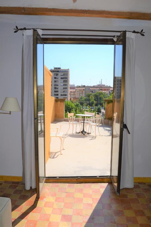 Lo Palauet De La Muralla Balaguer Exteriér fotografie